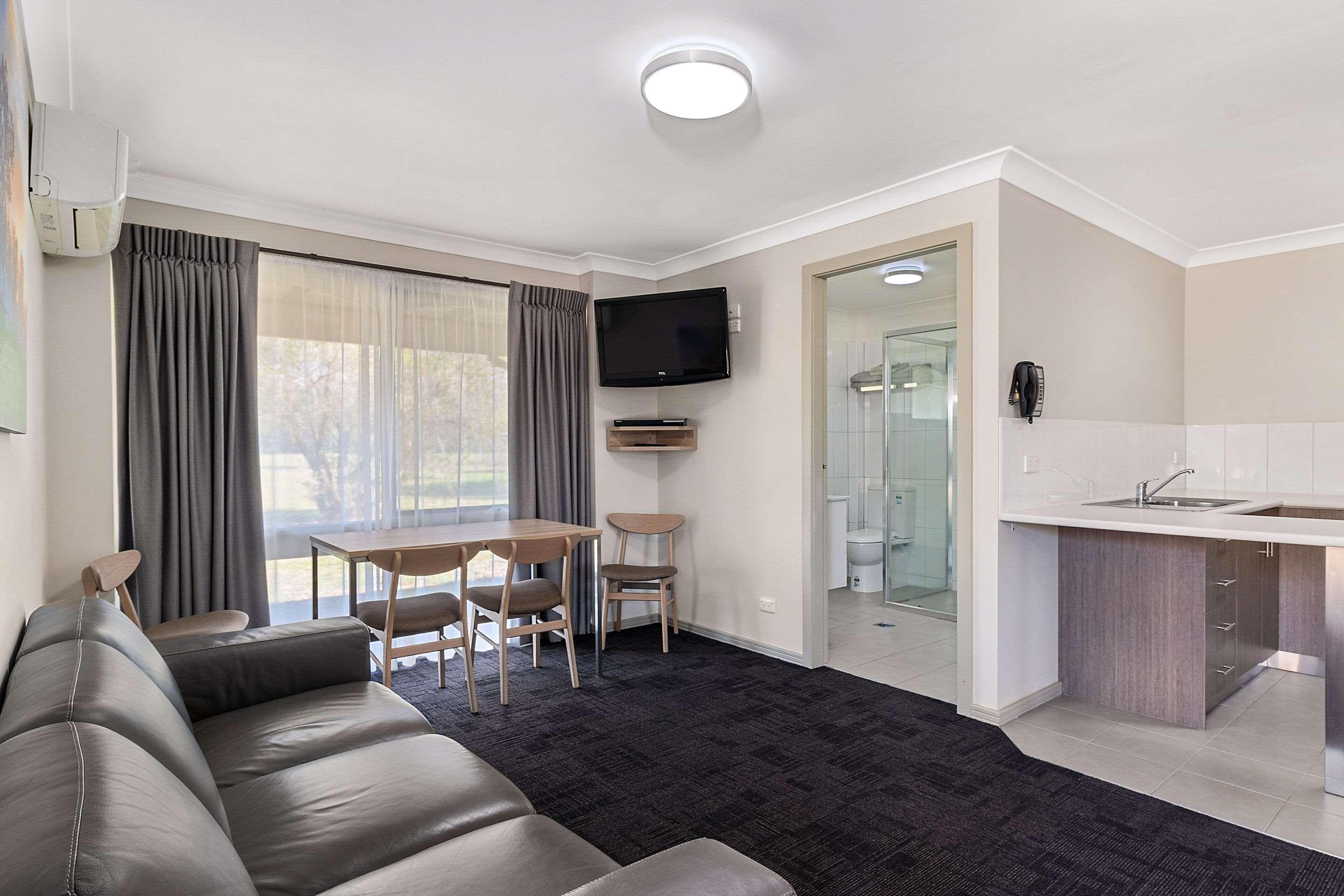 וואגה וואגה Quality Inn Carriage House מראה חיצוני תמונה
