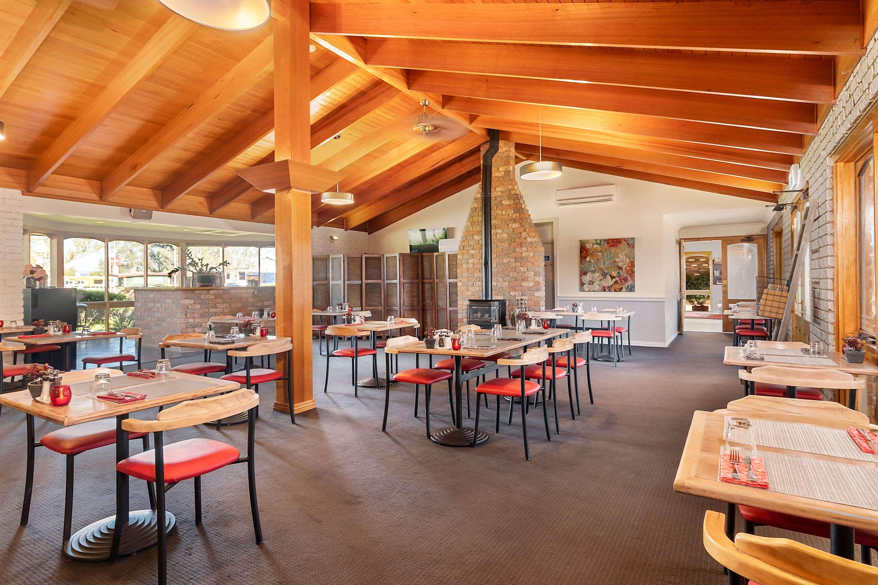 וואגה וואגה Quality Inn Carriage House מראה חיצוני תמונה
