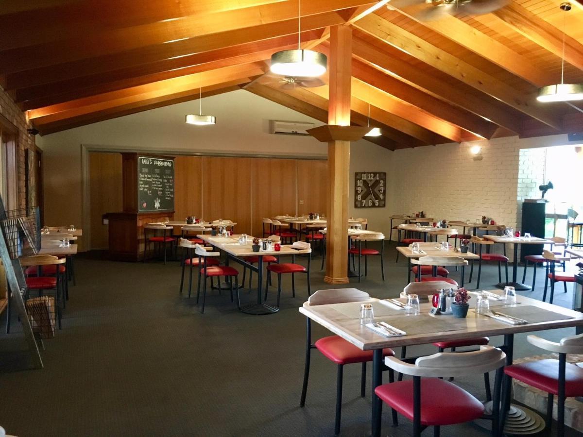 וואגה וואגה Quality Inn Carriage House מראה חיצוני תמונה