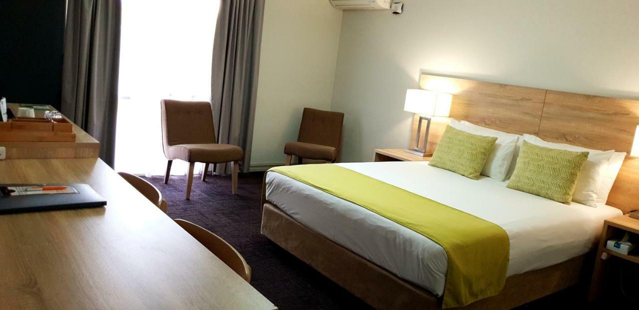 וואגה וואגה Quality Inn Carriage House מראה חיצוני תמונה