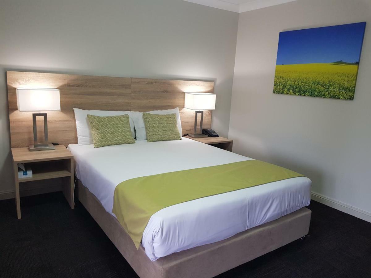 וואגה וואגה Quality Inn Carriage House מראה חיצוני תמונה
